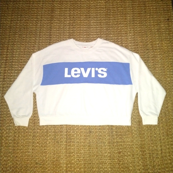 Levi's Tops - Levi's Cropped Sweatshirt